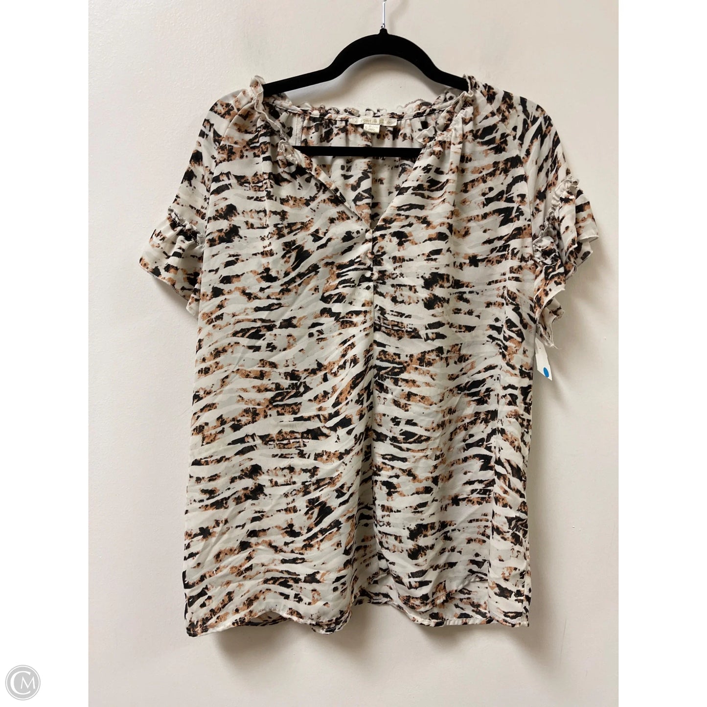 Top Short Sleeve By Clothes Mentor In Animal Print, Size: L