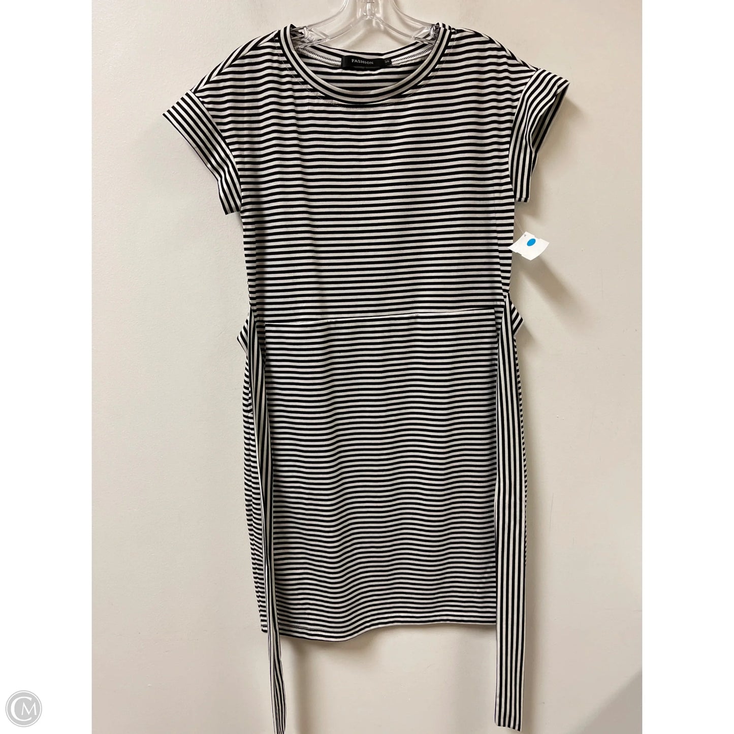 Dress Casual Midi By Clothes Mentor In Black & White, Size: S