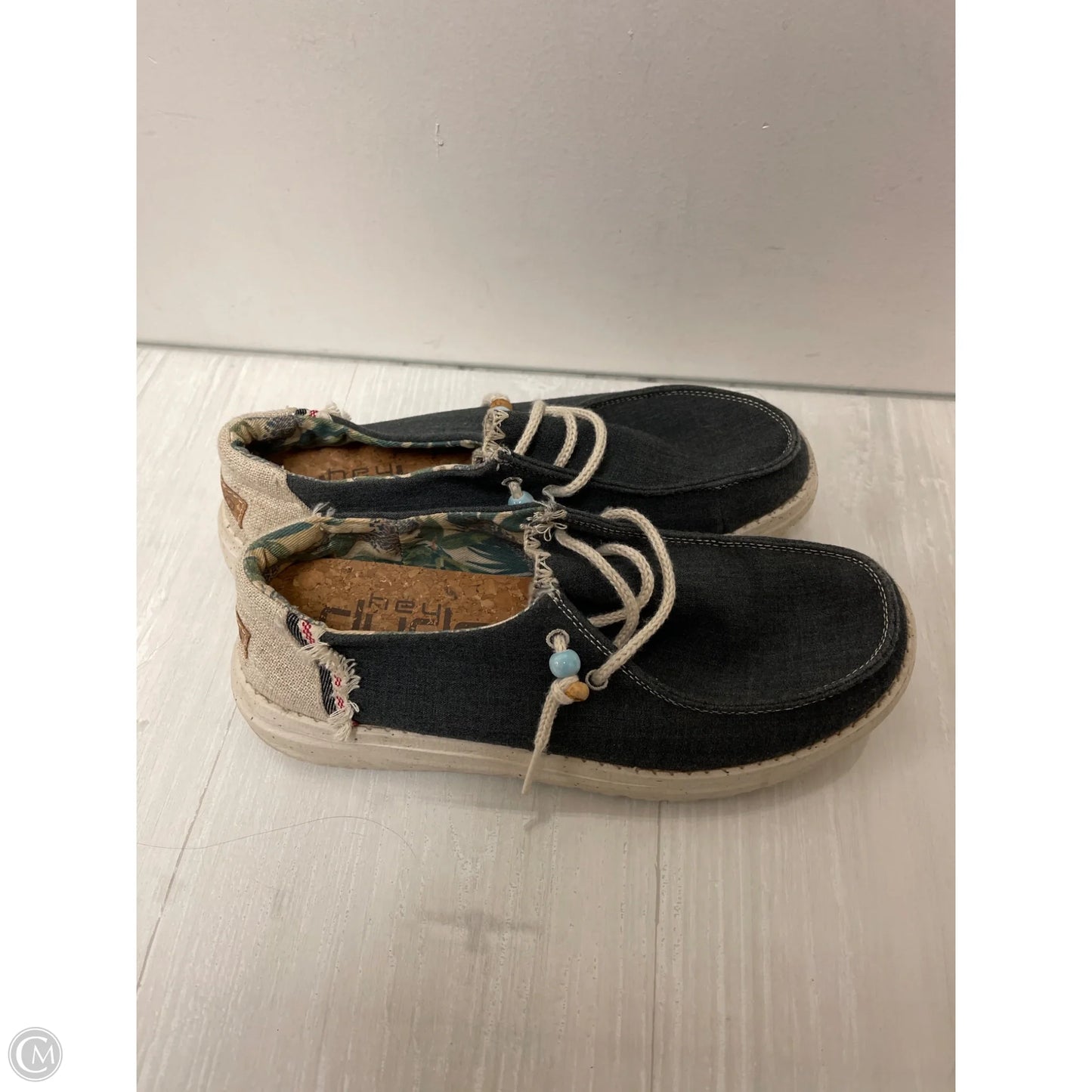 Shoes Flats By Hey Dude In Grey, Size: 7