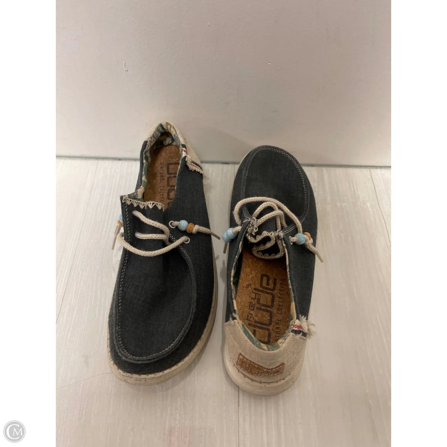 Shoes Flats By Hey Dude In Grey, Size: 7