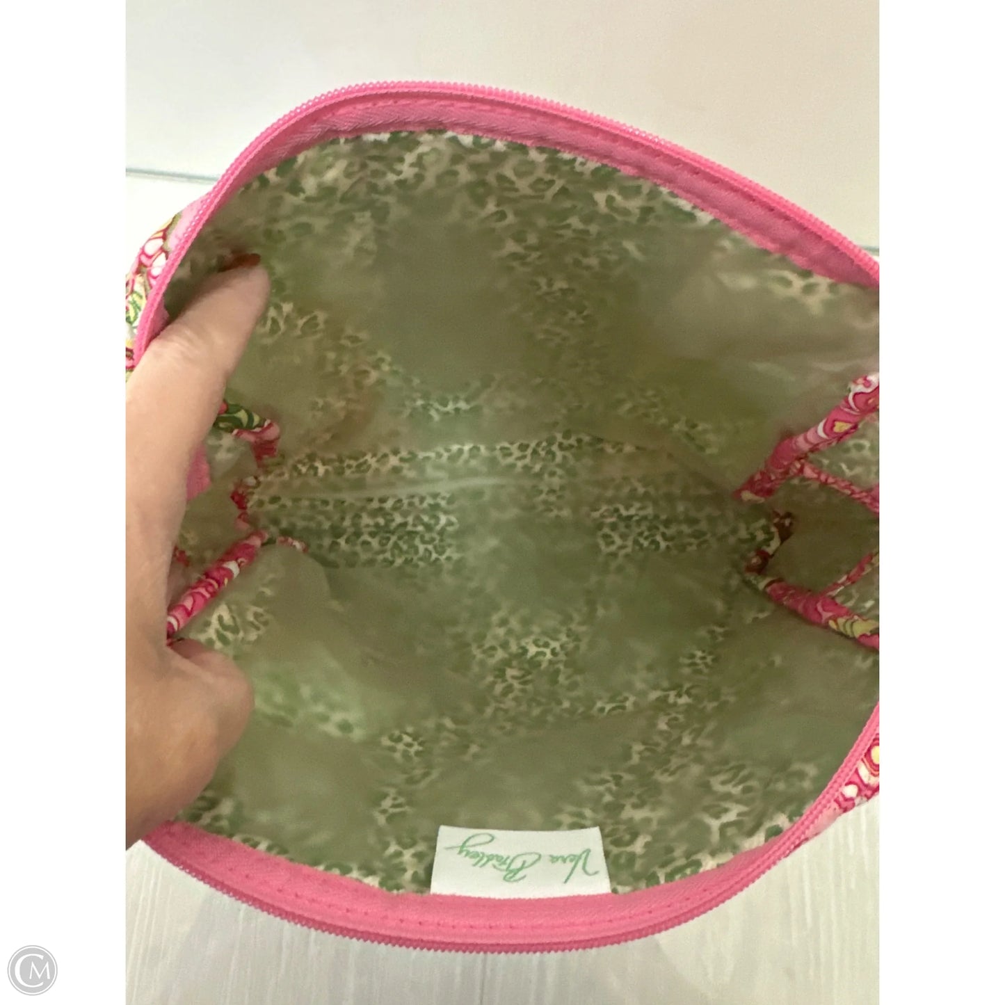 Makeup Bag By Vera Bradley, Size: Medium