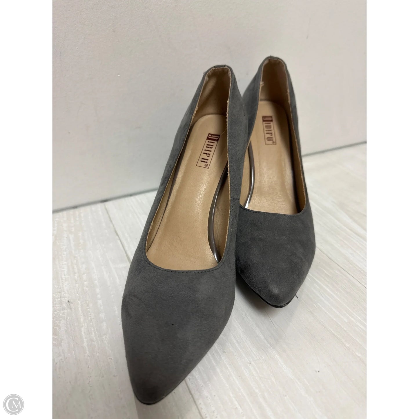 Shoes Heels Block By Clothes Mentor In Grey, Size: 9
