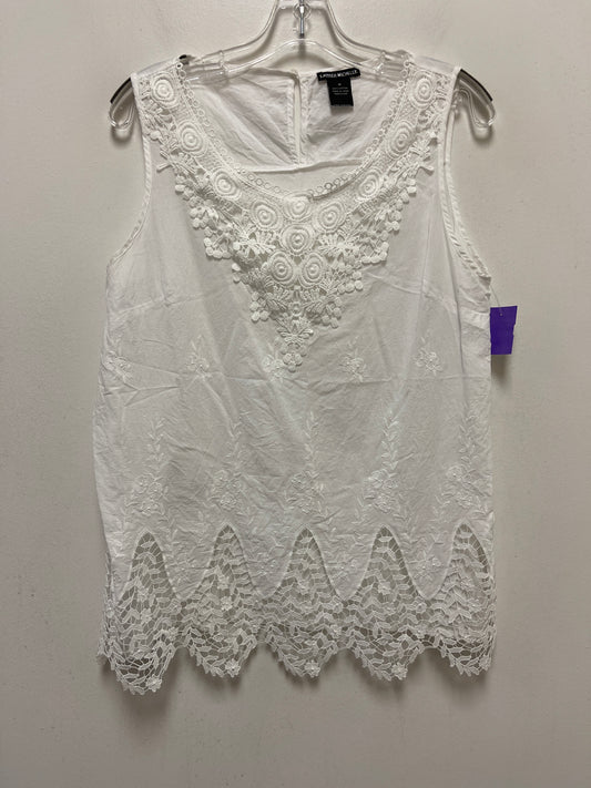 White Top Sleeveless Clothes Mentor, Size M