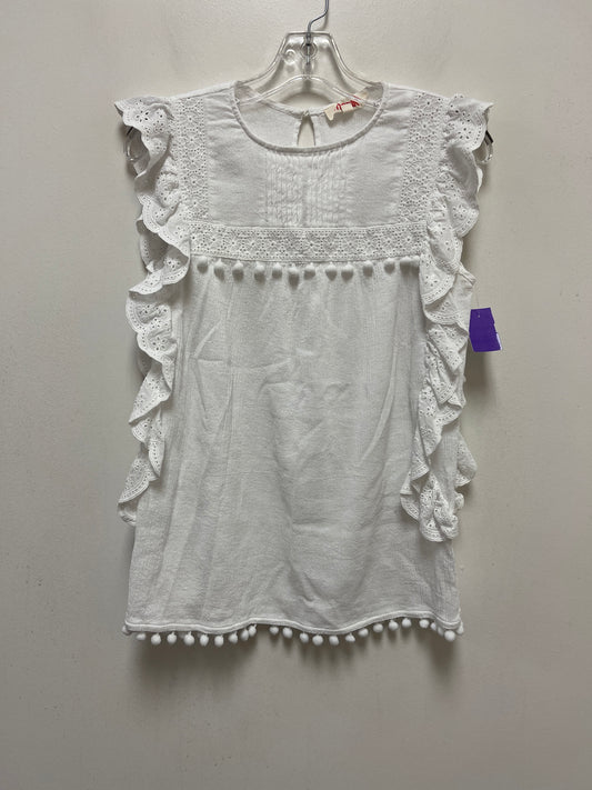 White Top Sleeveless Clothes Mentor, Size M