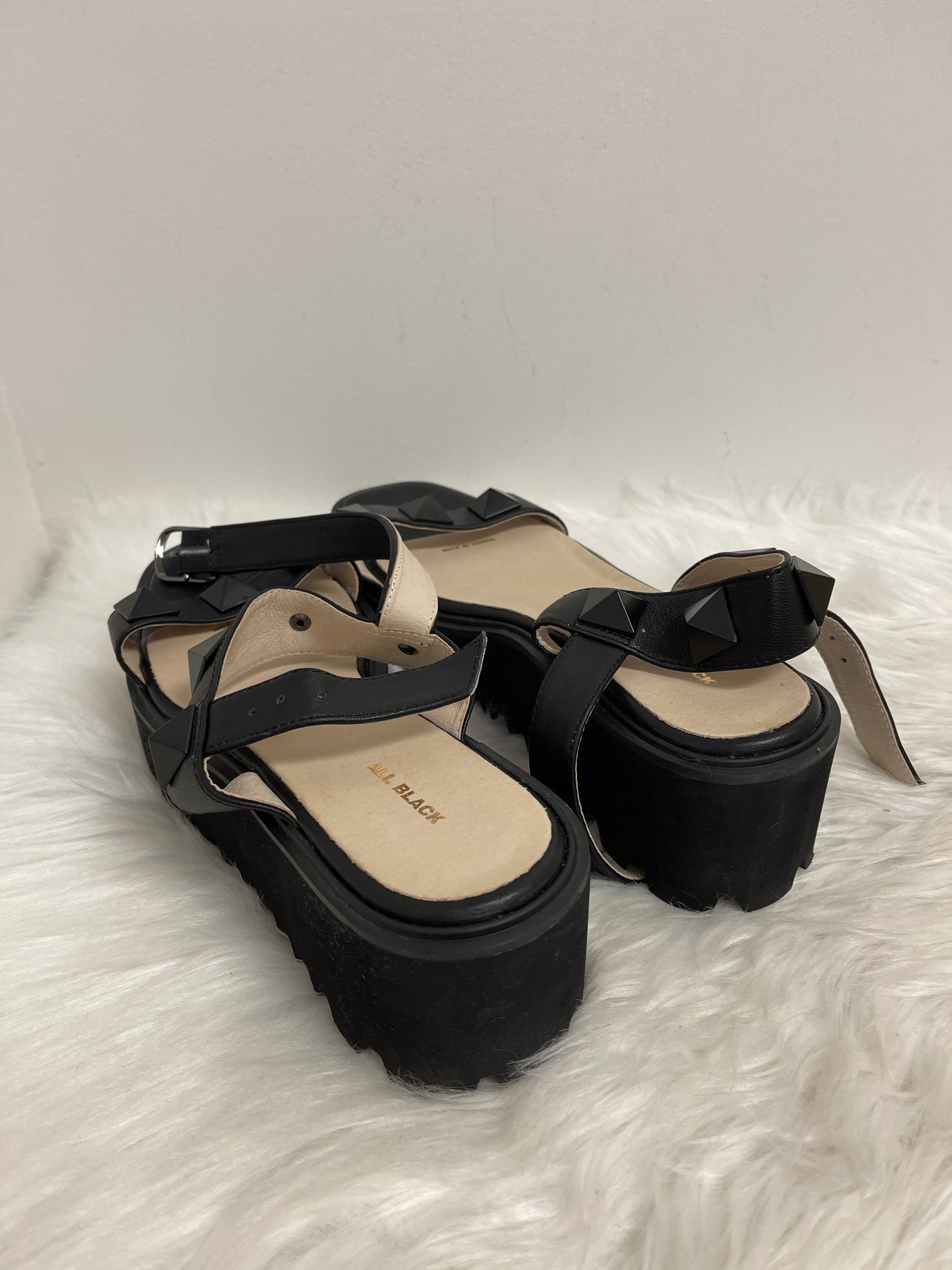 Black Sandals Heels Platform Clothes Mentor, Size 11