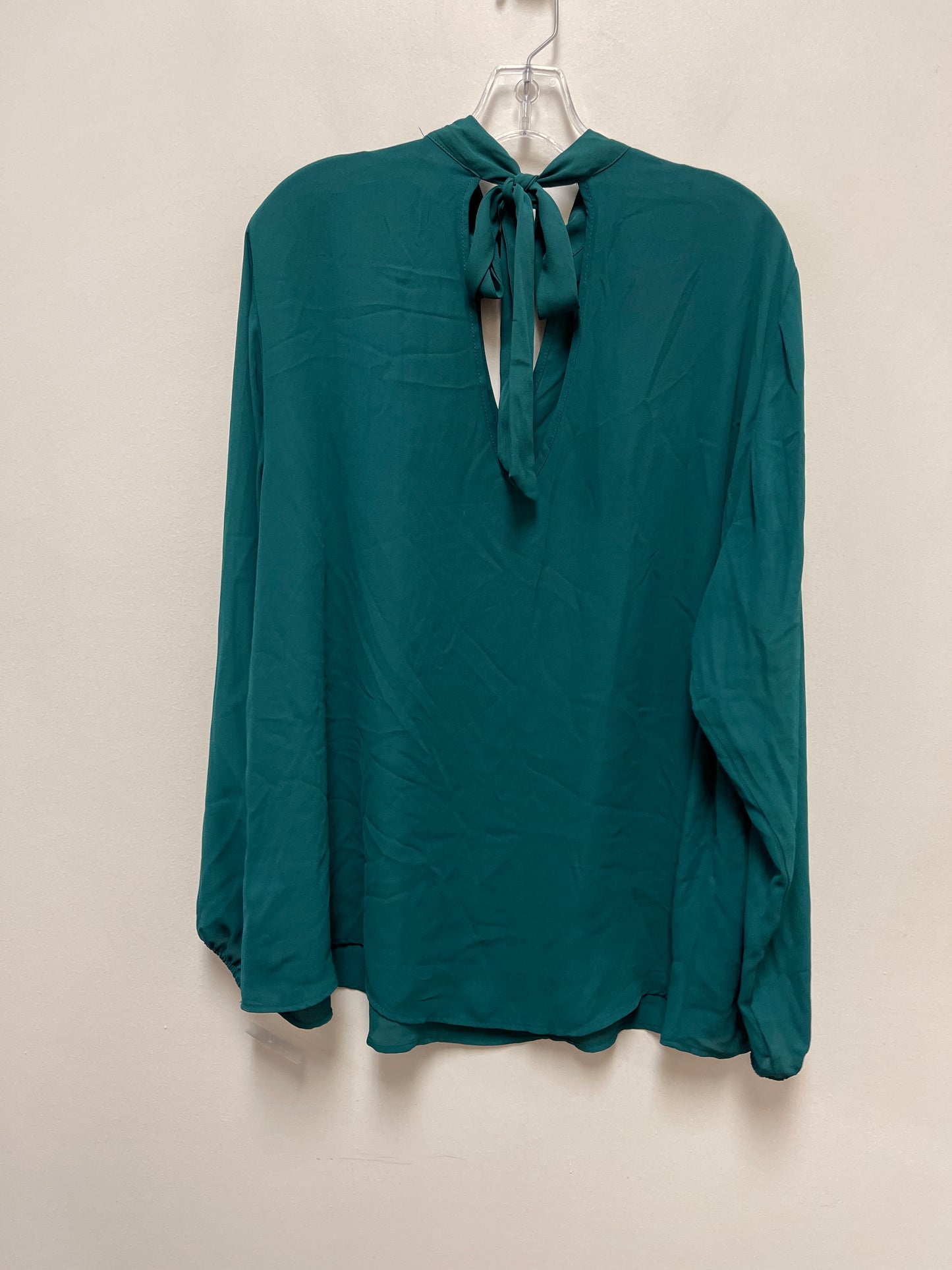 Top Long Sleeve By Torrid In Green, Size: 3x