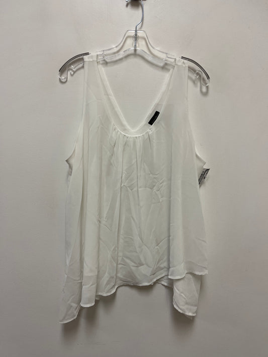 Top Sleeveless By Clothes Mentor In White, Size: 3x