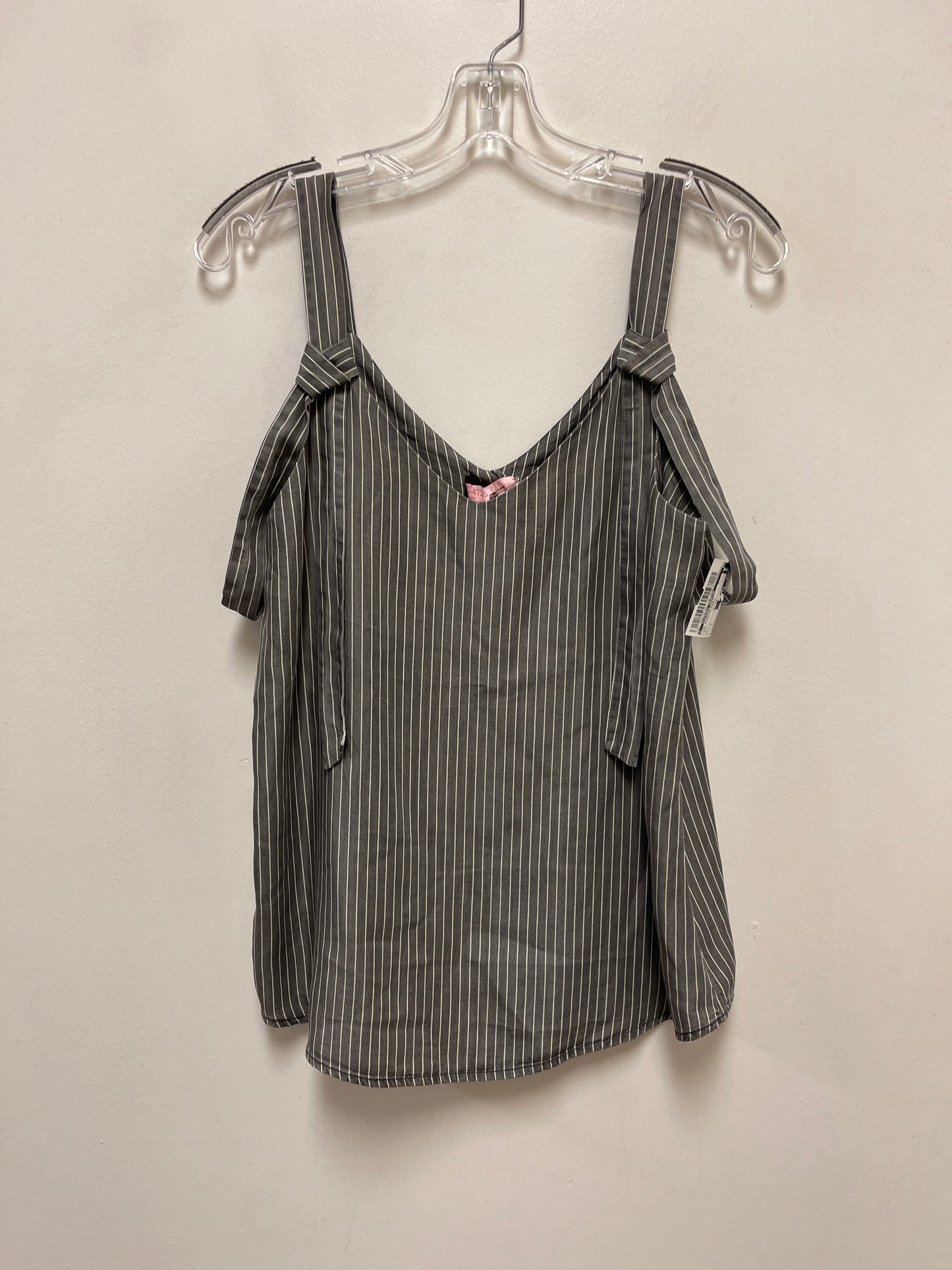 Top Sleeveless By Clothes Mentor In Grey, Size: S