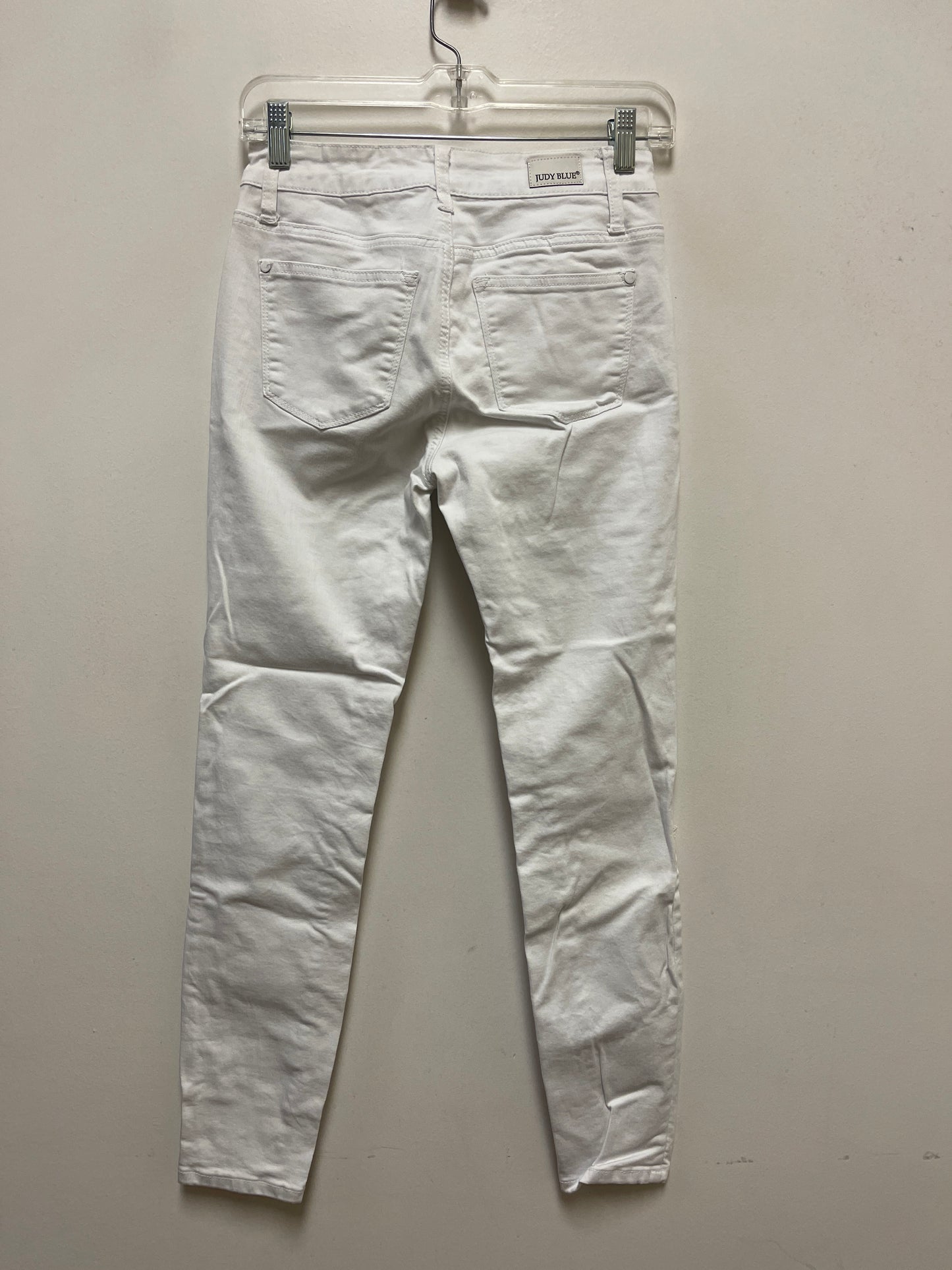 Jeans Skinny By Judy Blue In White, Size: 2