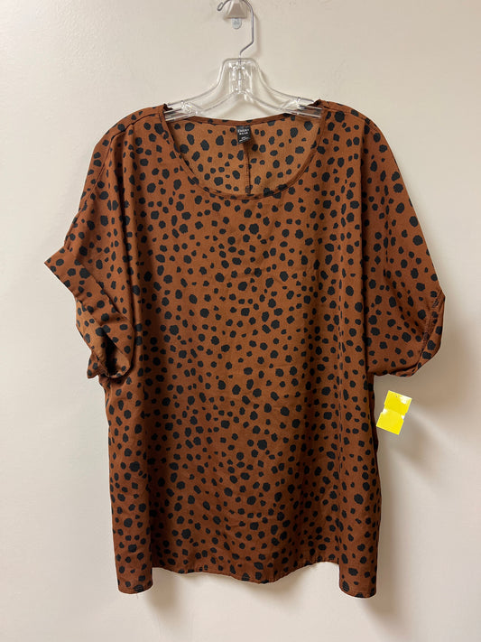 Top Short Sleeve By Clothes Mentor In Animal Print, Size: 3x