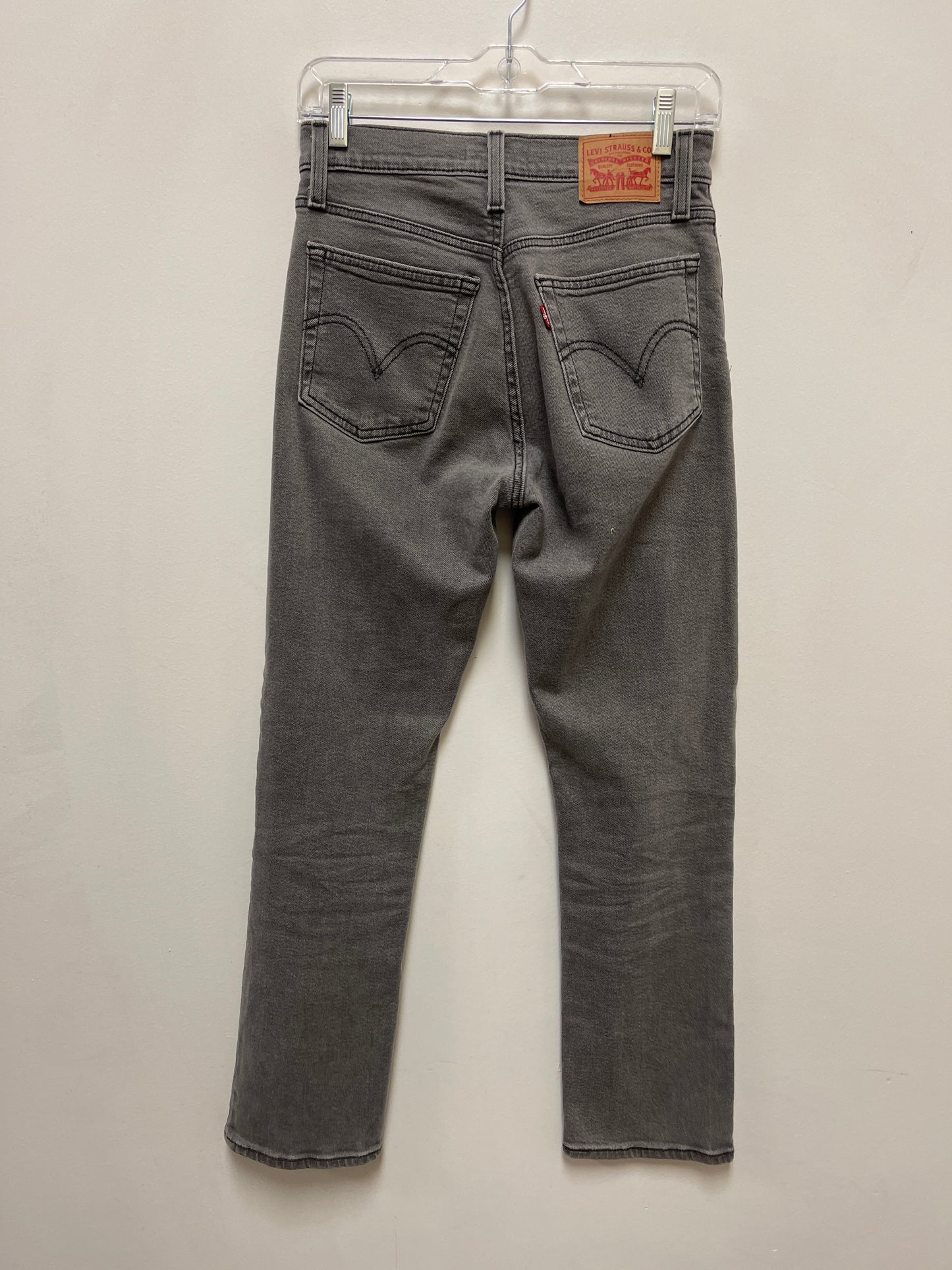 Jeans Straight By Levis In Grey, Size: 2