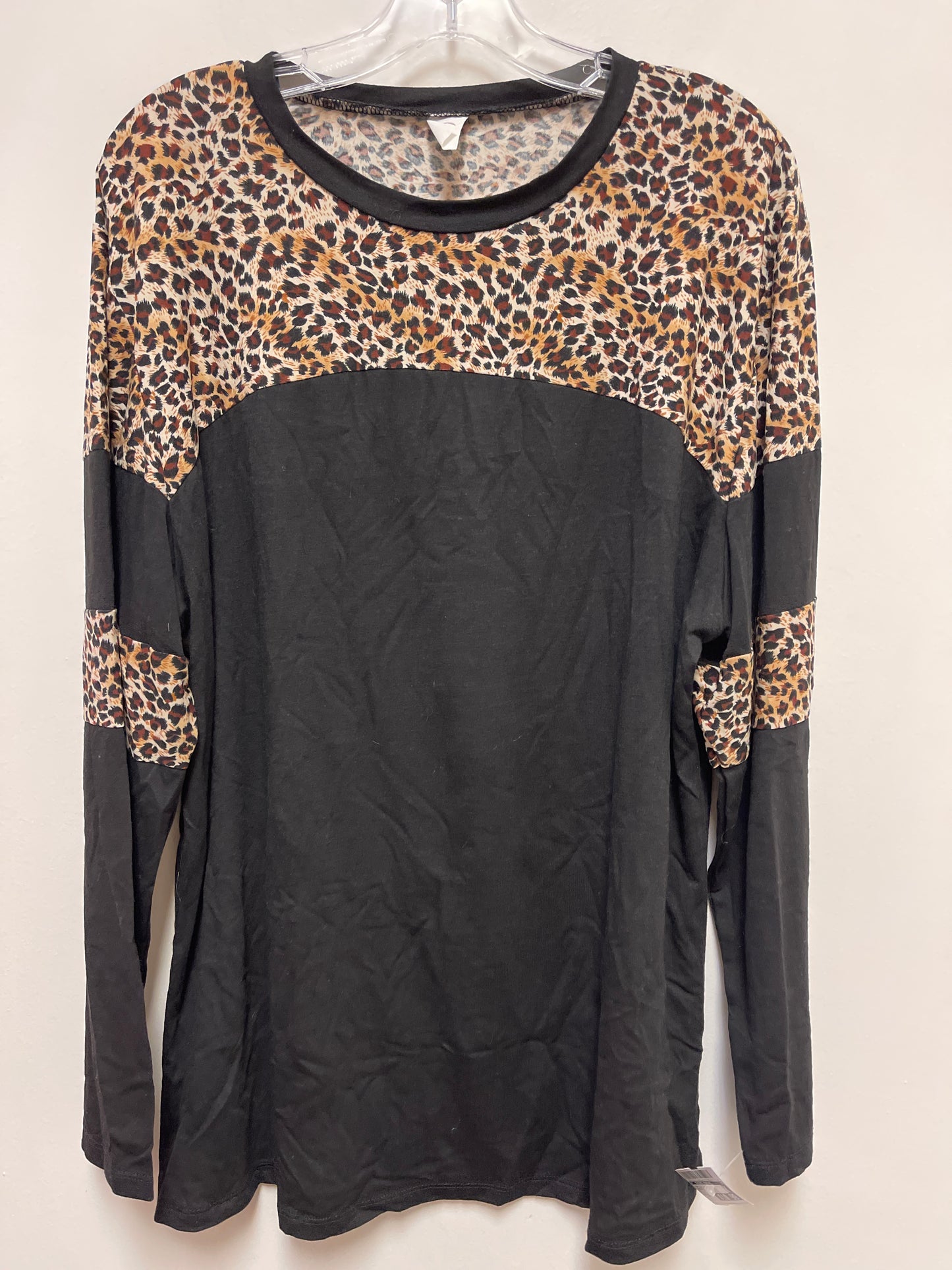 Top Long Sleeve By Clothes Mentor In Animal Print, Size: 2x