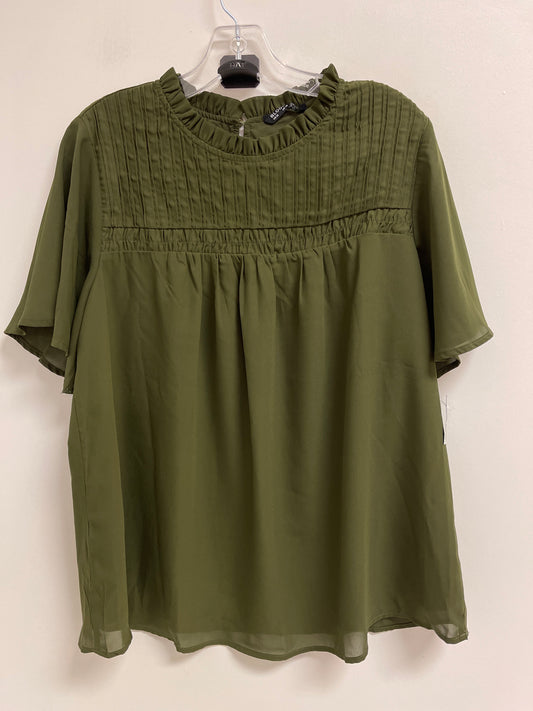 Top Short Sleeve By Clothes Mentor In Green, Size: L