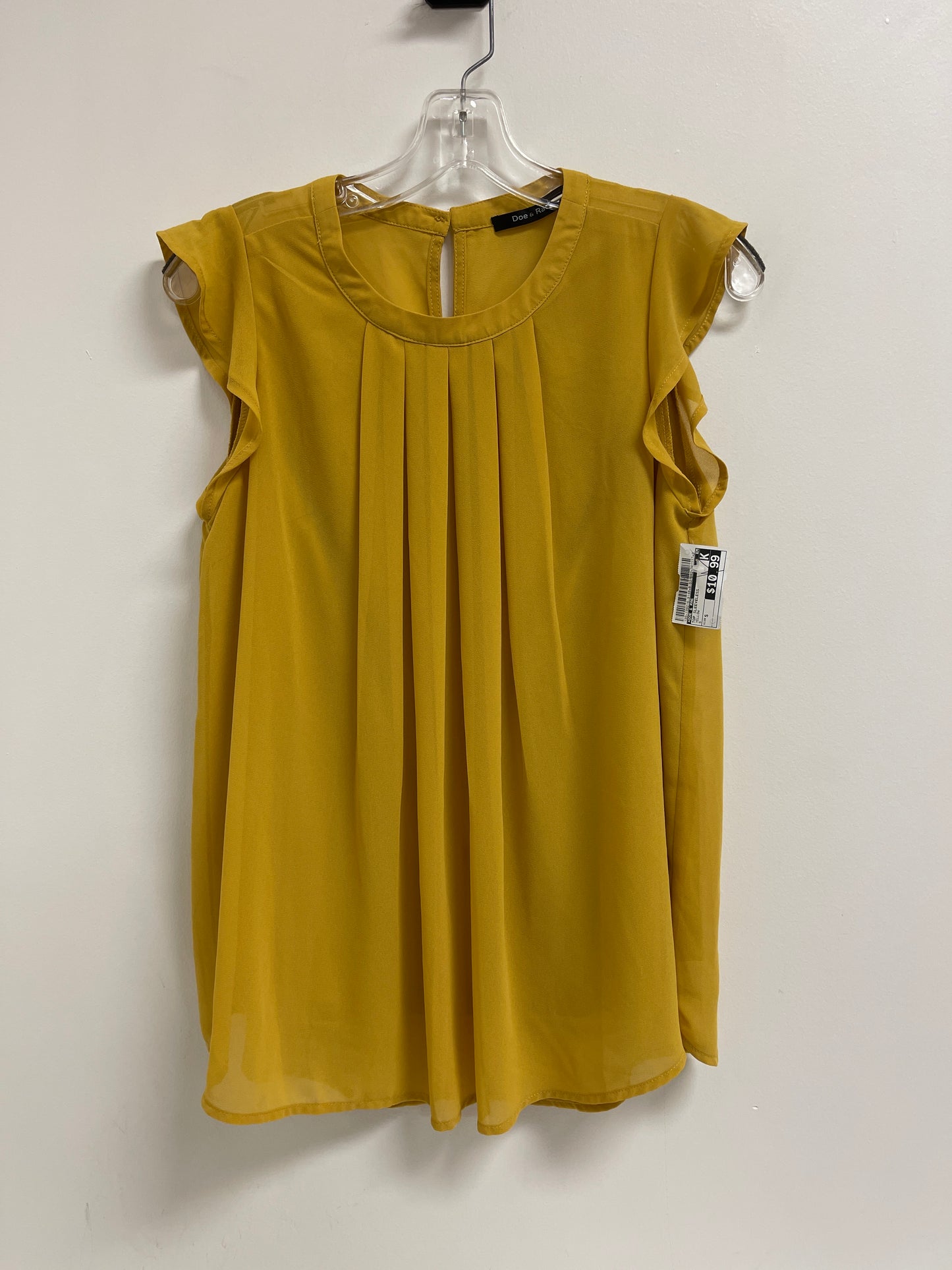 Top Sleeveless By Doe & Rae In Yellow, Size: S