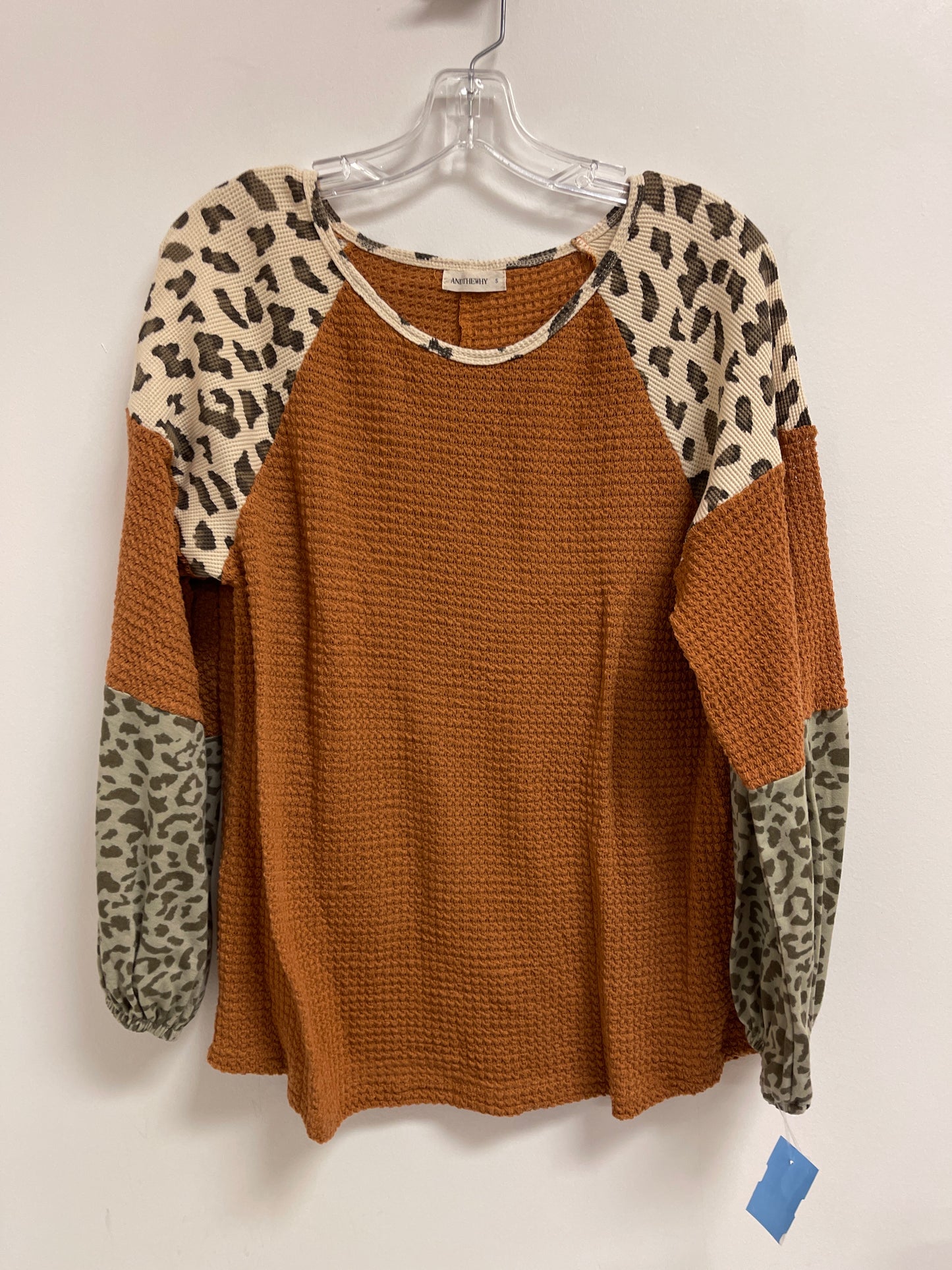 Top Long Sleeve By Clothes Mentor In Orange, Size: S