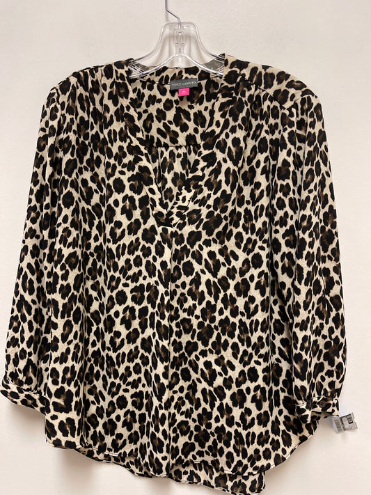 Top Long Sleeve By Vince Camuto In Animal Print, Size: M