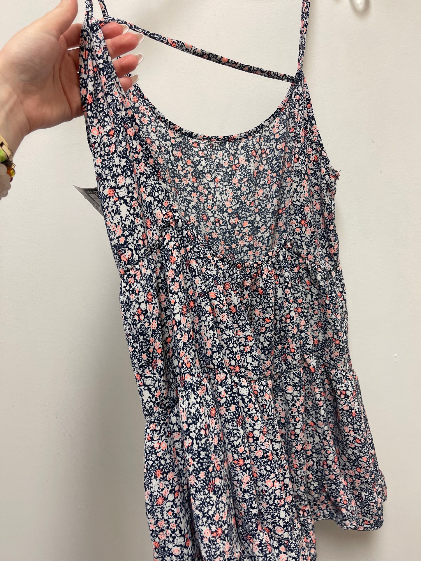 Top Sleeveless By Clothes Mentor  Size: L