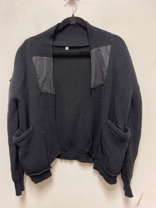 Cardigan By Clothes Mentor In Black, Size: M