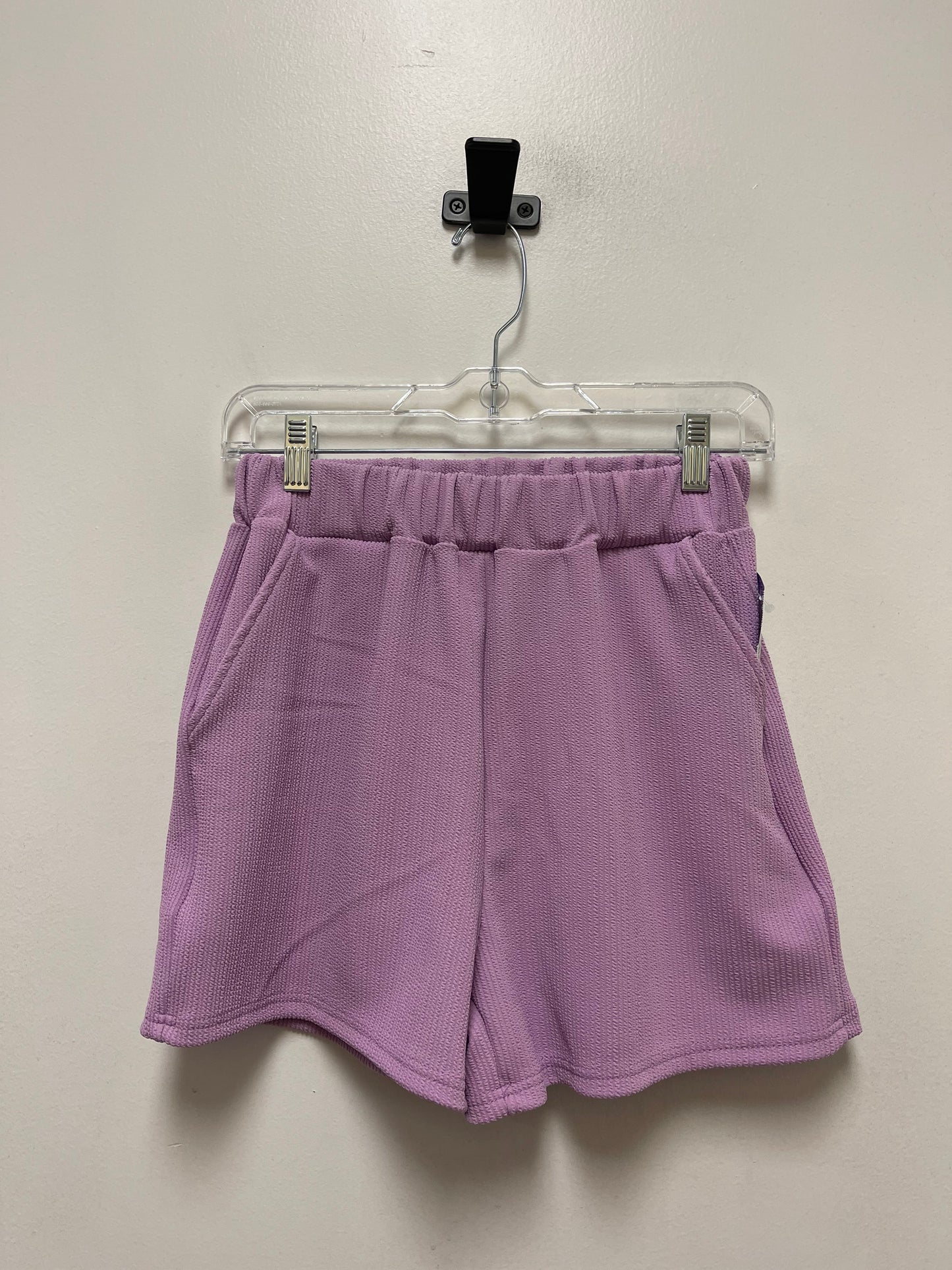 Shorts By Clothes Mentor  Size: S