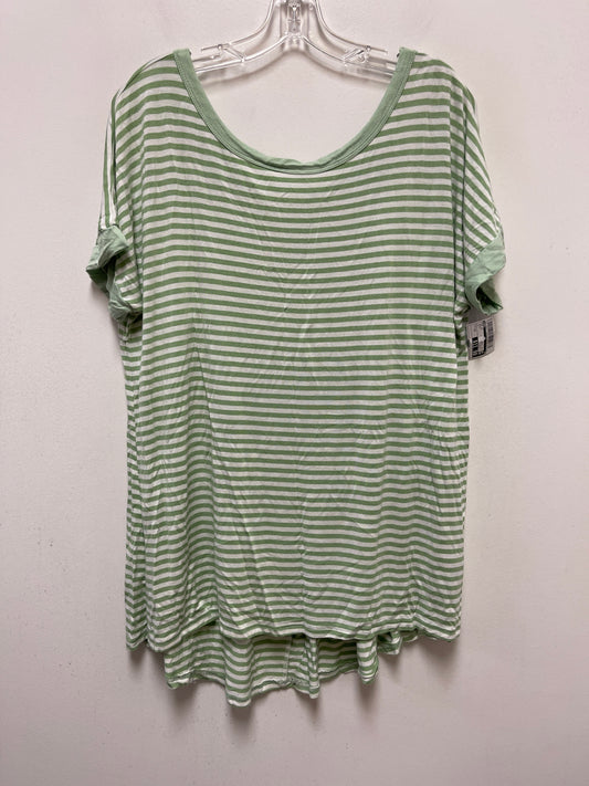 Green Top Short Sleeve Oddi, Size 1x