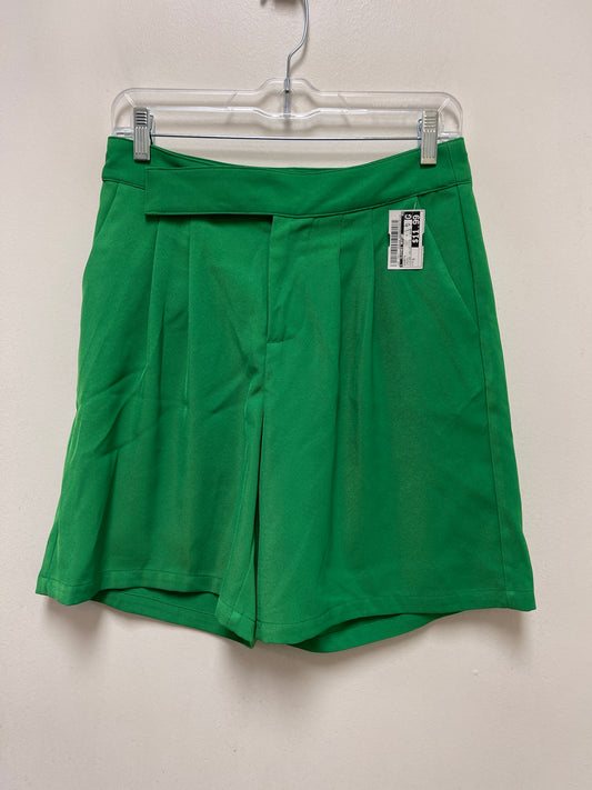 Green Shorts Clothes Mentor, Size S