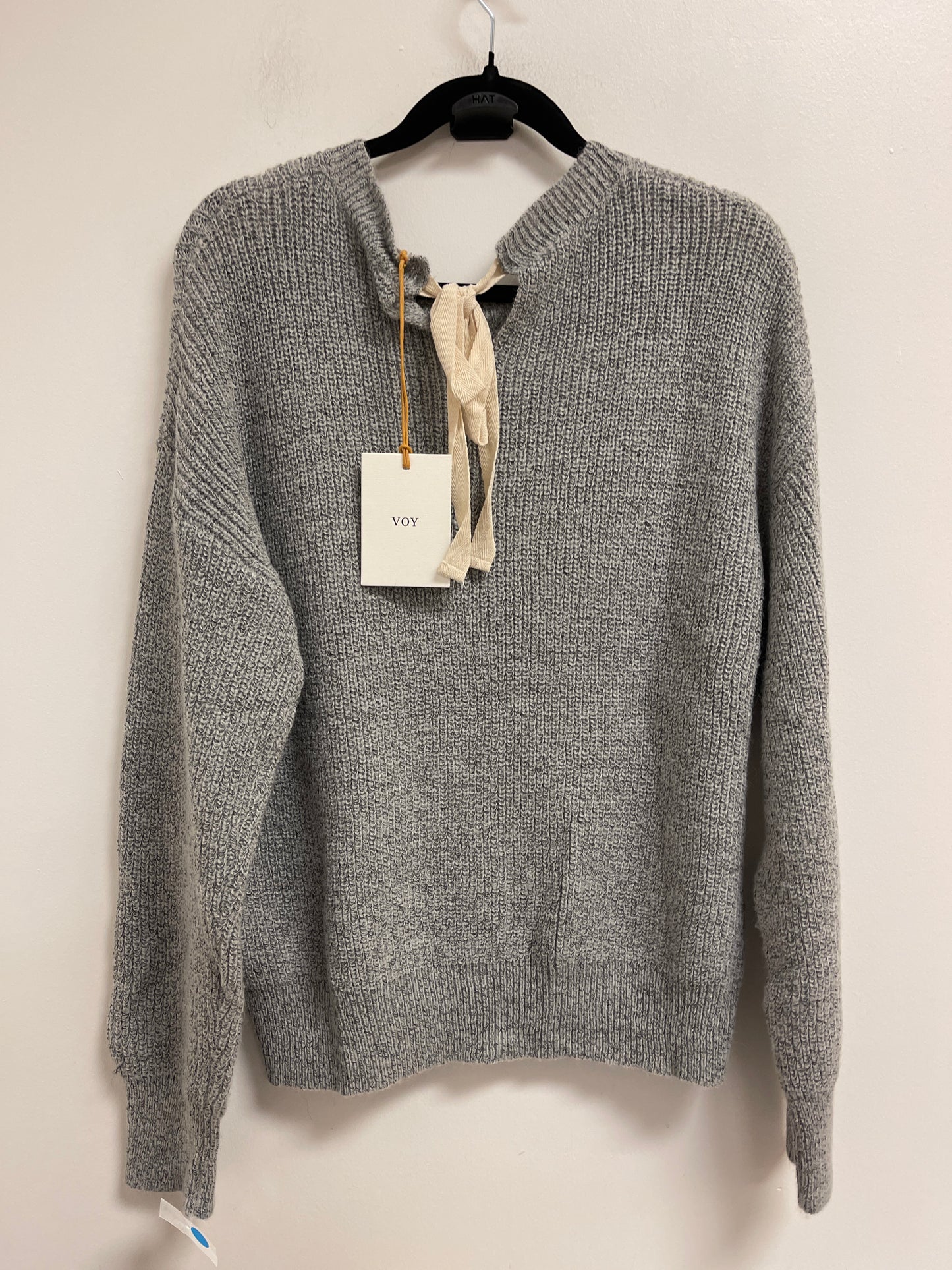 Sweater By Clothes Mentor In Grey, Size: M