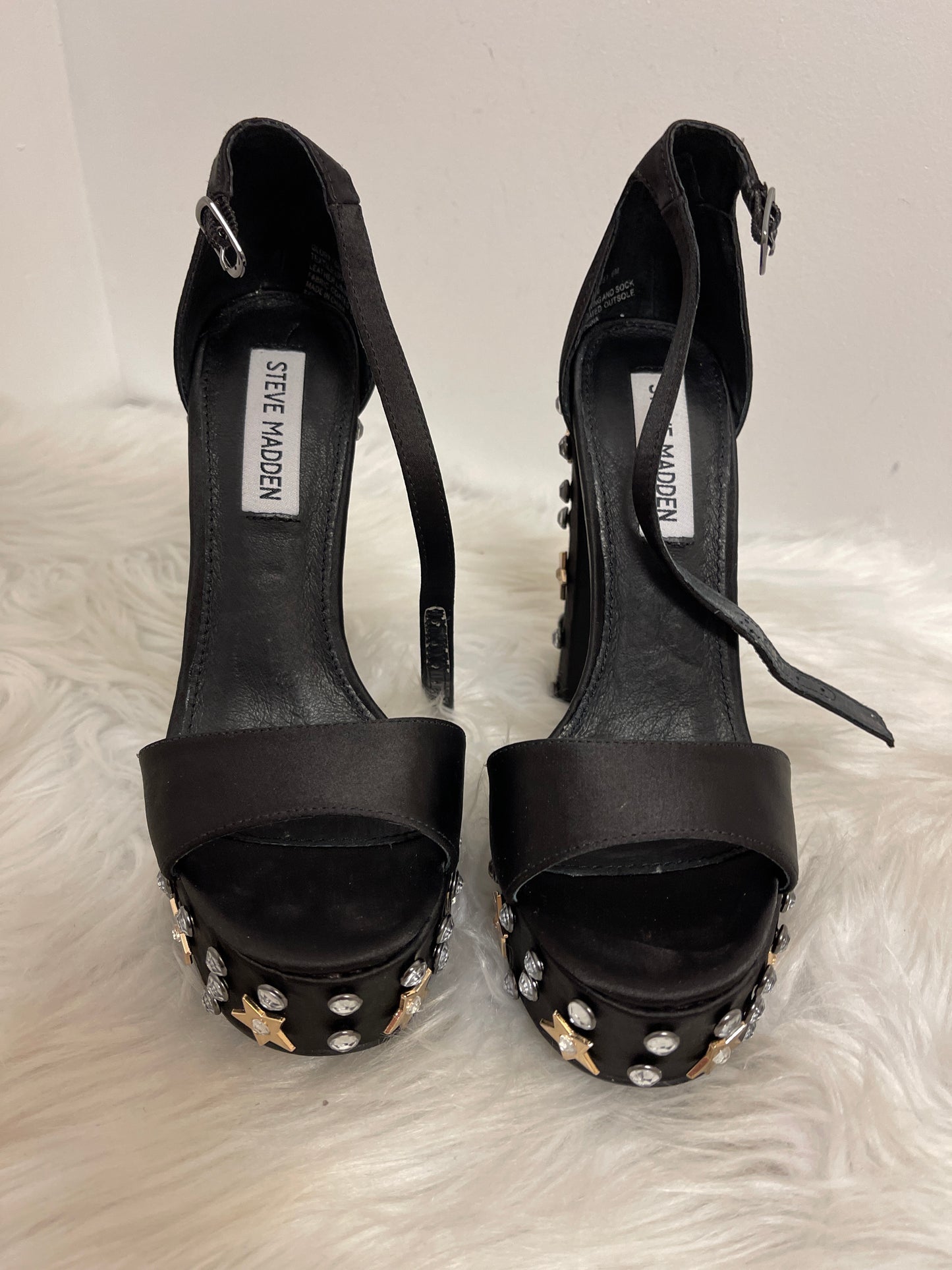 Shoes Heels Block By Steve Madden In Black & Gold, Size: 6