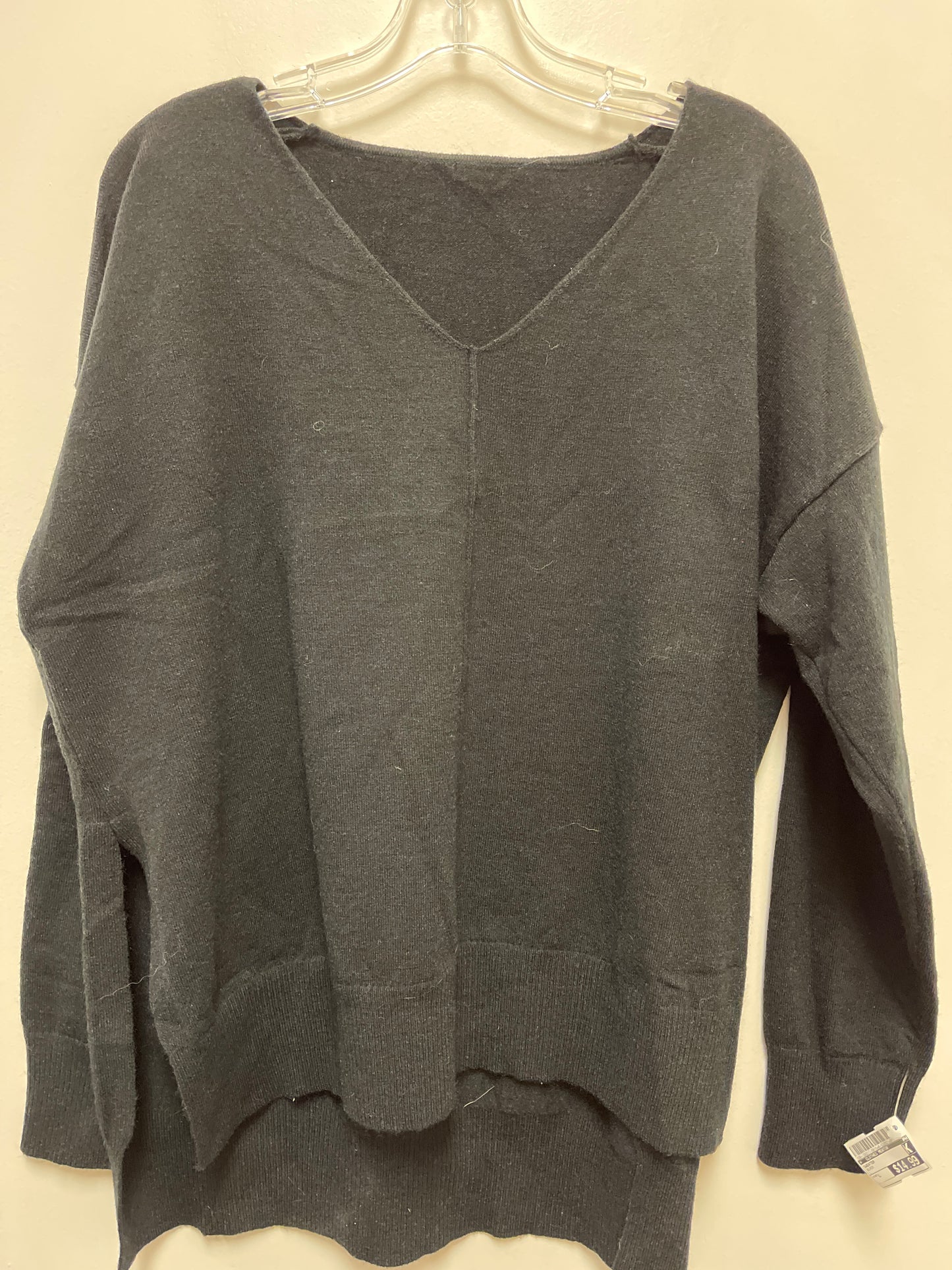 Sweater By Clothes Mentor In Black, Size: L