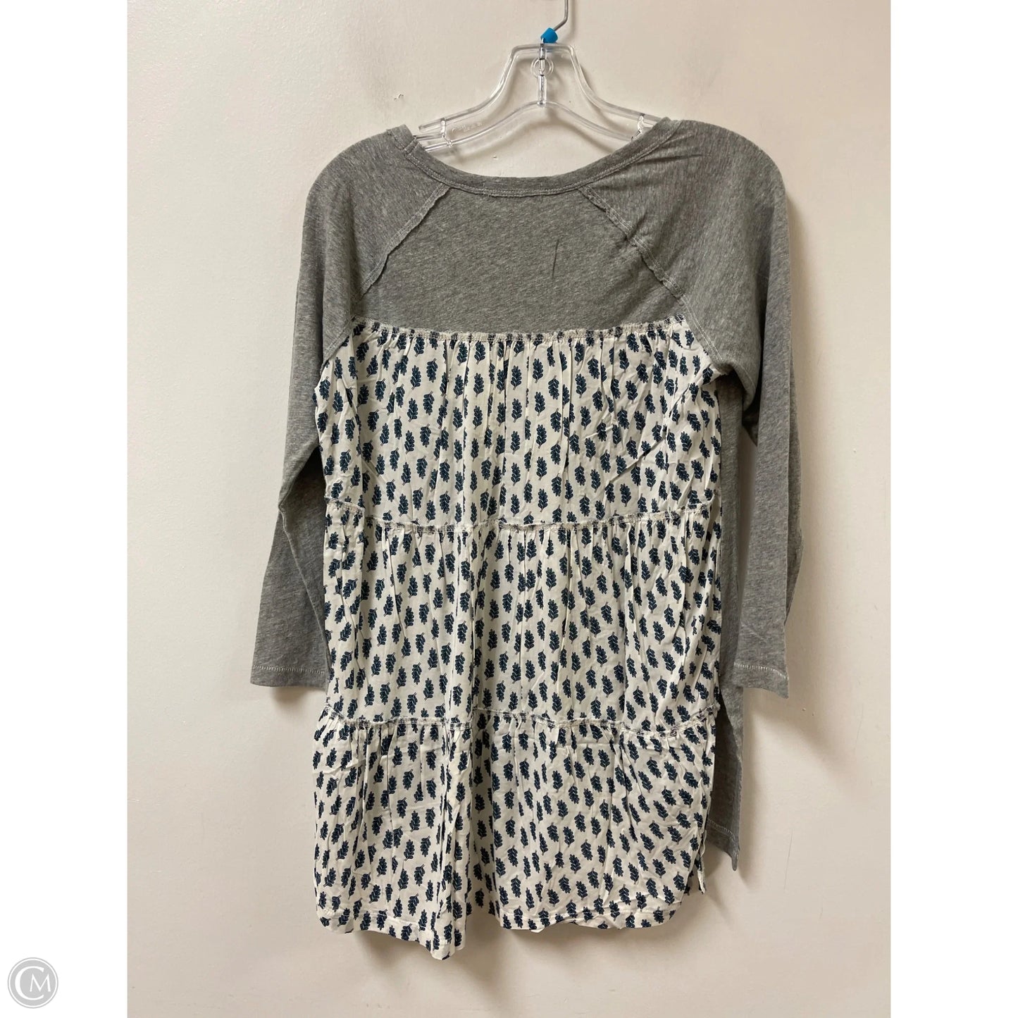 Top Long Sleeve By Modadoc In Grey, Size: S