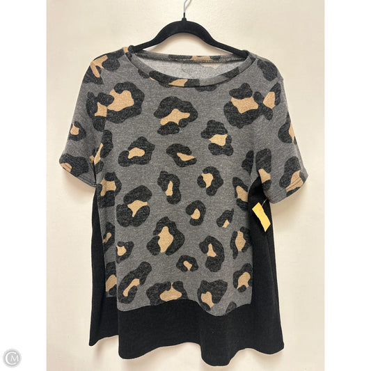 Sweater Short Sleeve By Clothes Mentor In Animal Print, Size: M