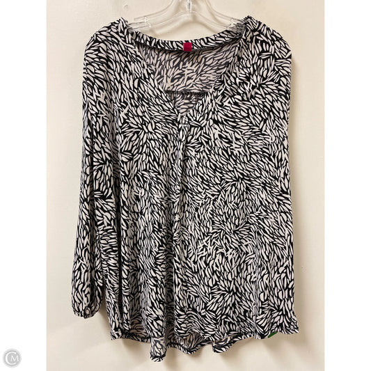 Top Long Sleeve By Vince Camuto In Black & White, Size: Xl