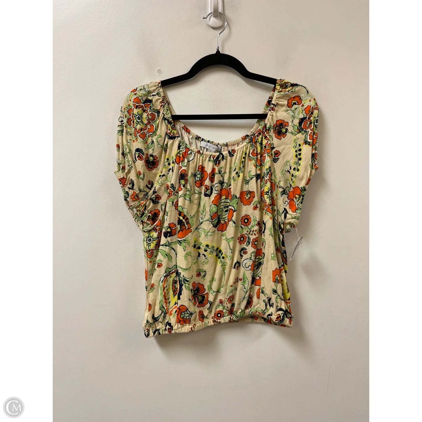 Top Short Sleeve By Clothes Mentor In Floral Print, Size: L
