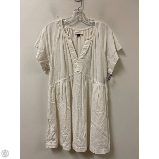 Dress Casual Short By Universal Thread In White, Size: L