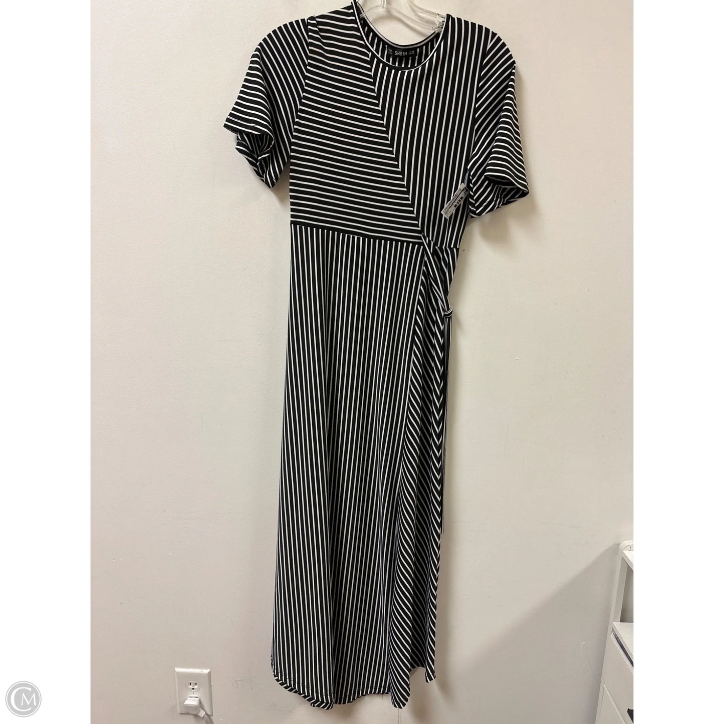 Dress Casual Maxi By Shein In Black & White, Size: Xs