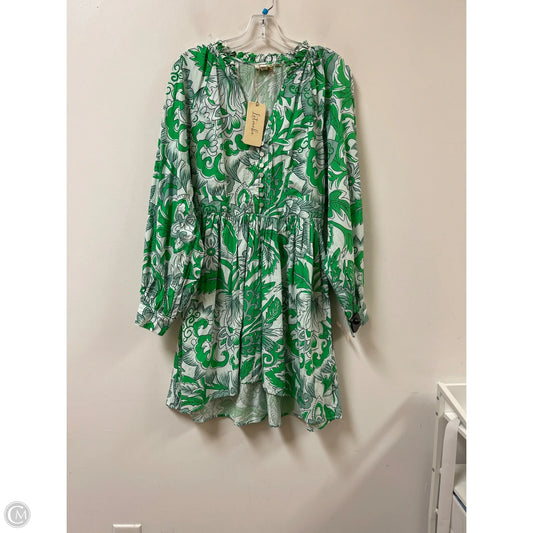 Dress Casual Short By Let Me Be In Green, Size: M